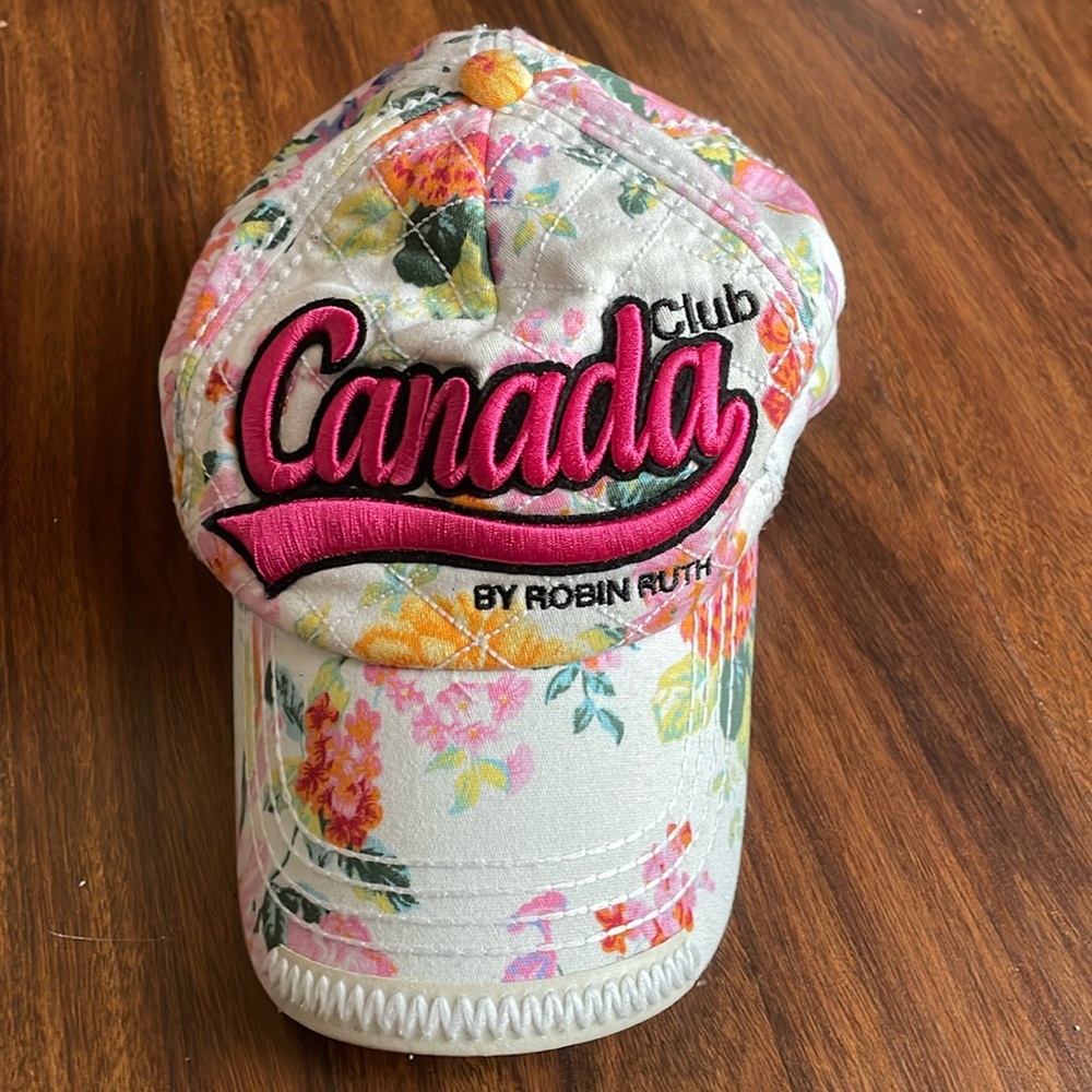 Hat Canada Club by Robin Ruth